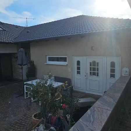 Kleines Sommer Mit Terasse Und Grill Appartement *